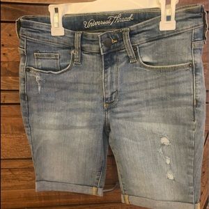 Womens jean shorts - Bermuda